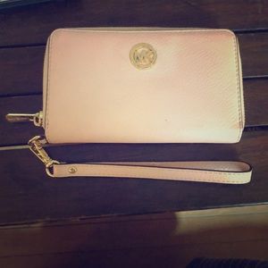 Pink Michael Kors Wallet Clutch with Phone Holder